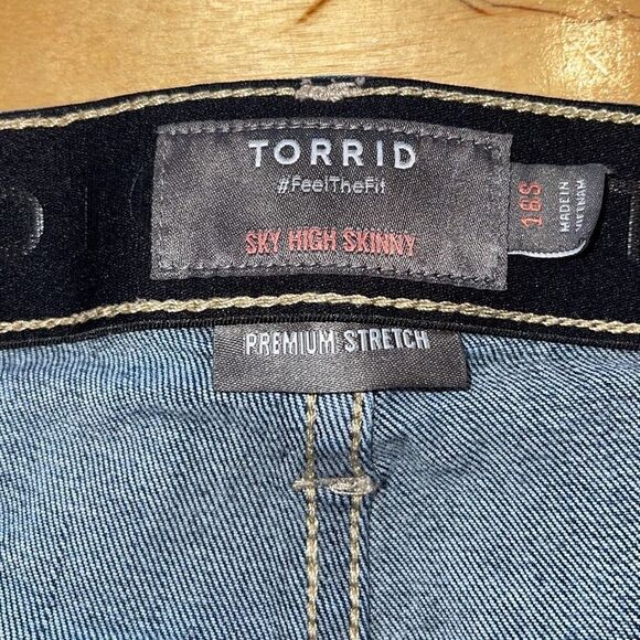 Torrid Premium Stretch Womens Distressed Sky High Skinny Jeans Navy Blue Size 16 - Picture 5 of 9